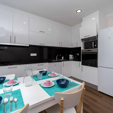 Casinha Dos Avos By Lovelystay Διαμέρισμα